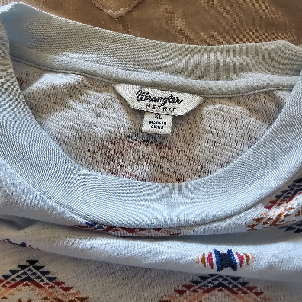 Wrangler White And Multicolor Patterned Short Sle… - image 2